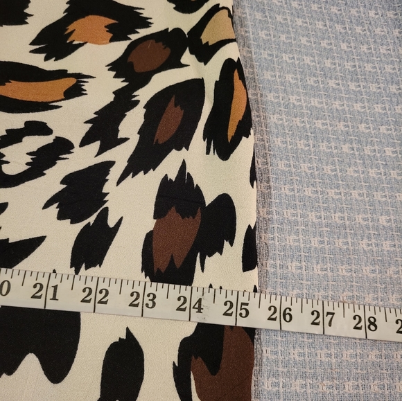 Monroe & Main Leopard Pencil Skirt - Picture 8 of 10